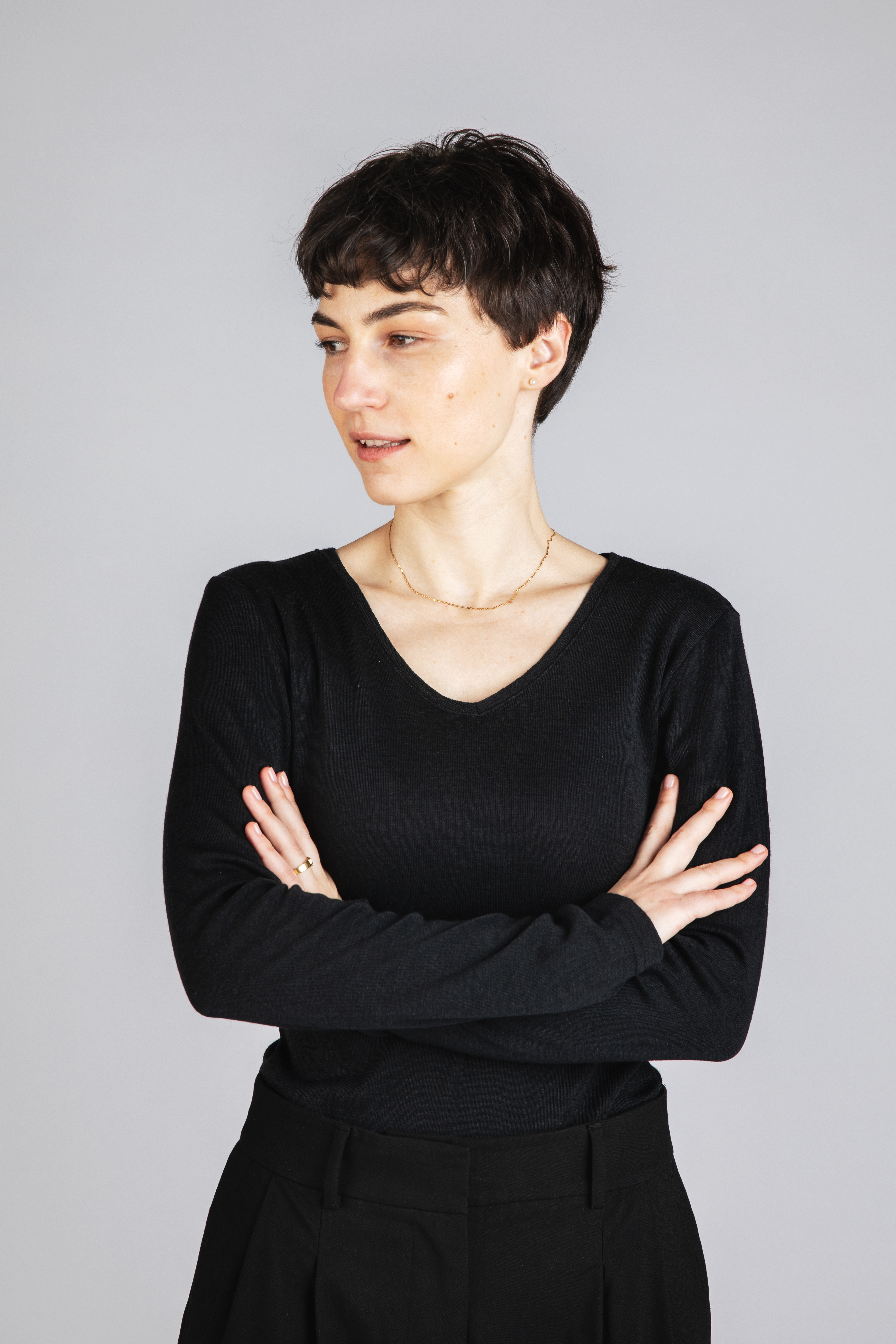Women's merino wool & silk long sleeve shirt with v-neck, GOTS