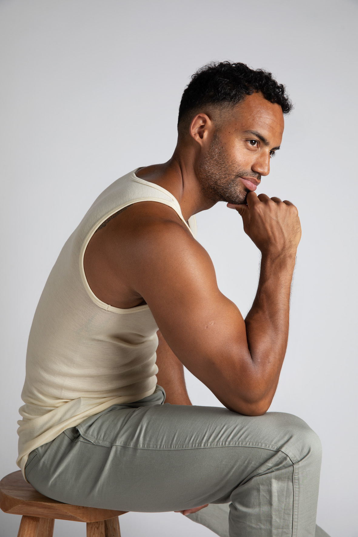 Men's sleeveless shirt