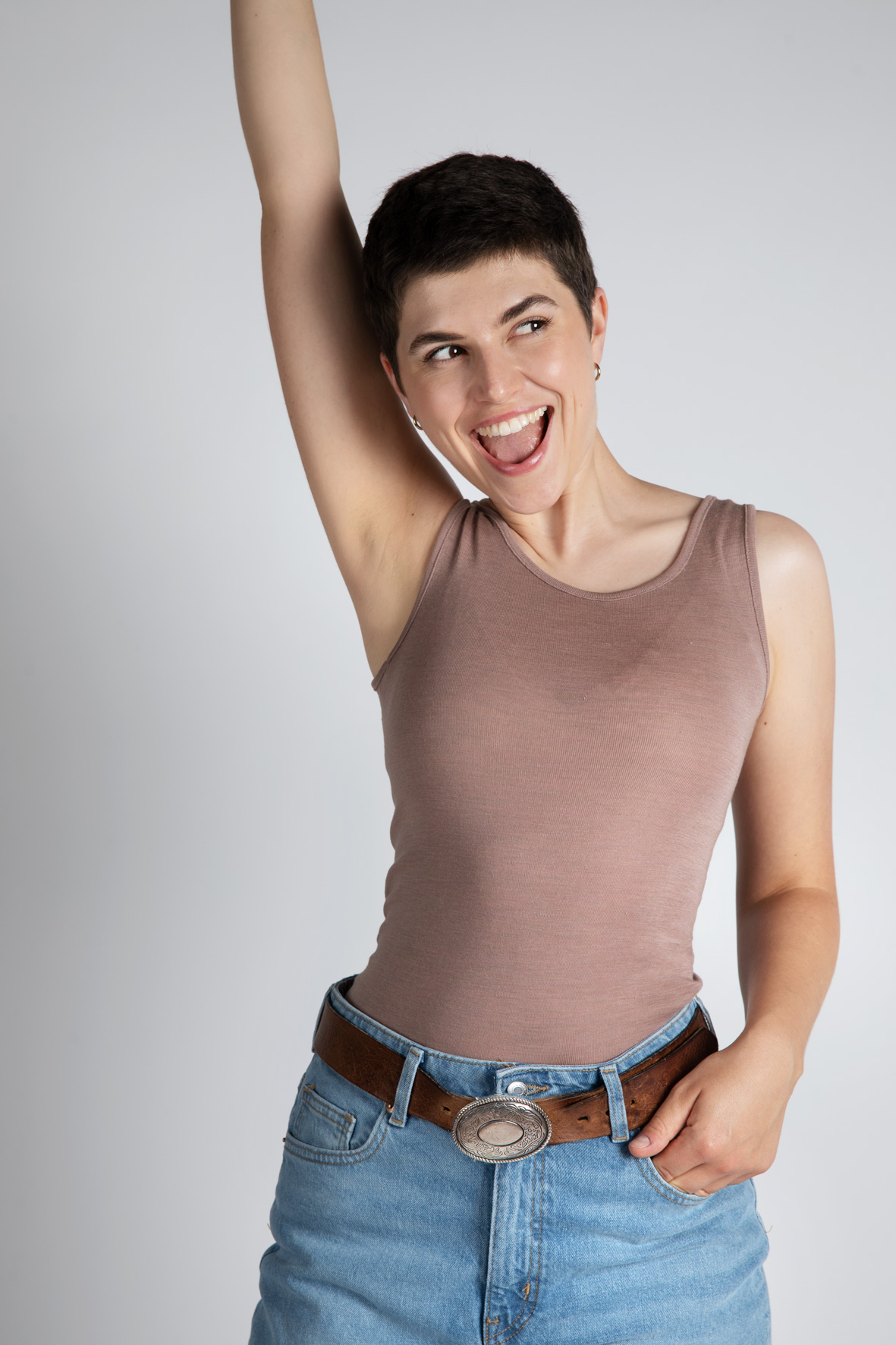 Ladies' sleeveless shirt