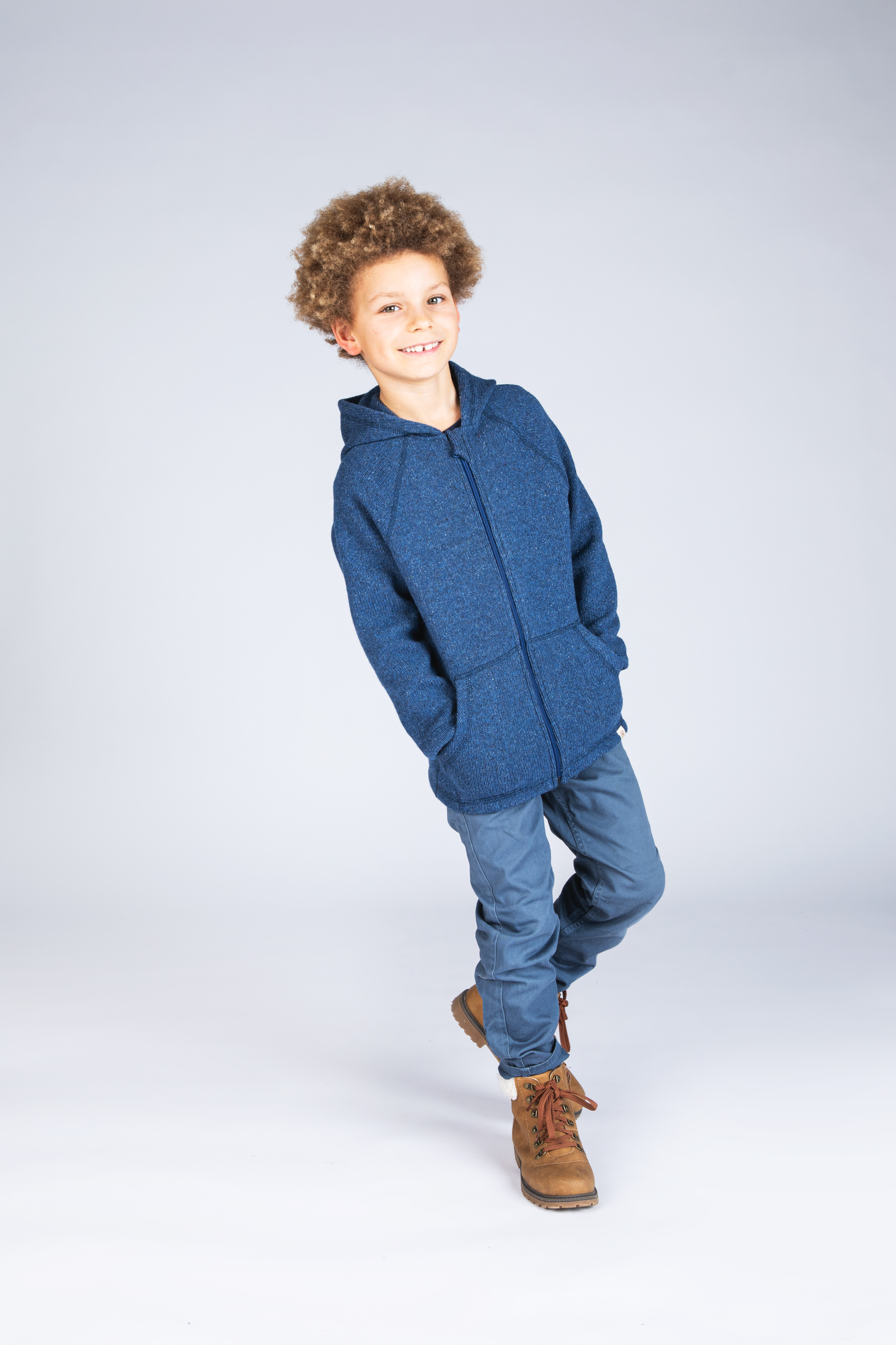 Children's merinowool &amp; silk hooded jacket with a zipper - recycled yarn