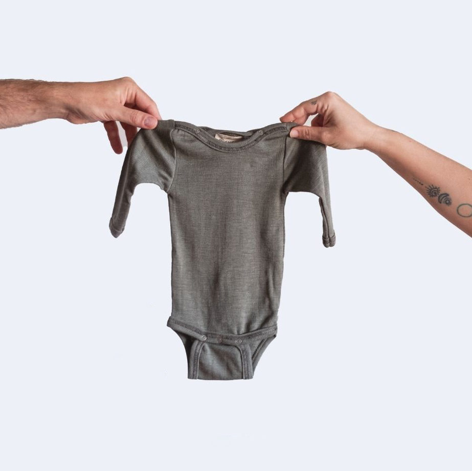 Baselayer Baby Body aus Bio Merinowolle und Seide  von Engel Naturkleidung.