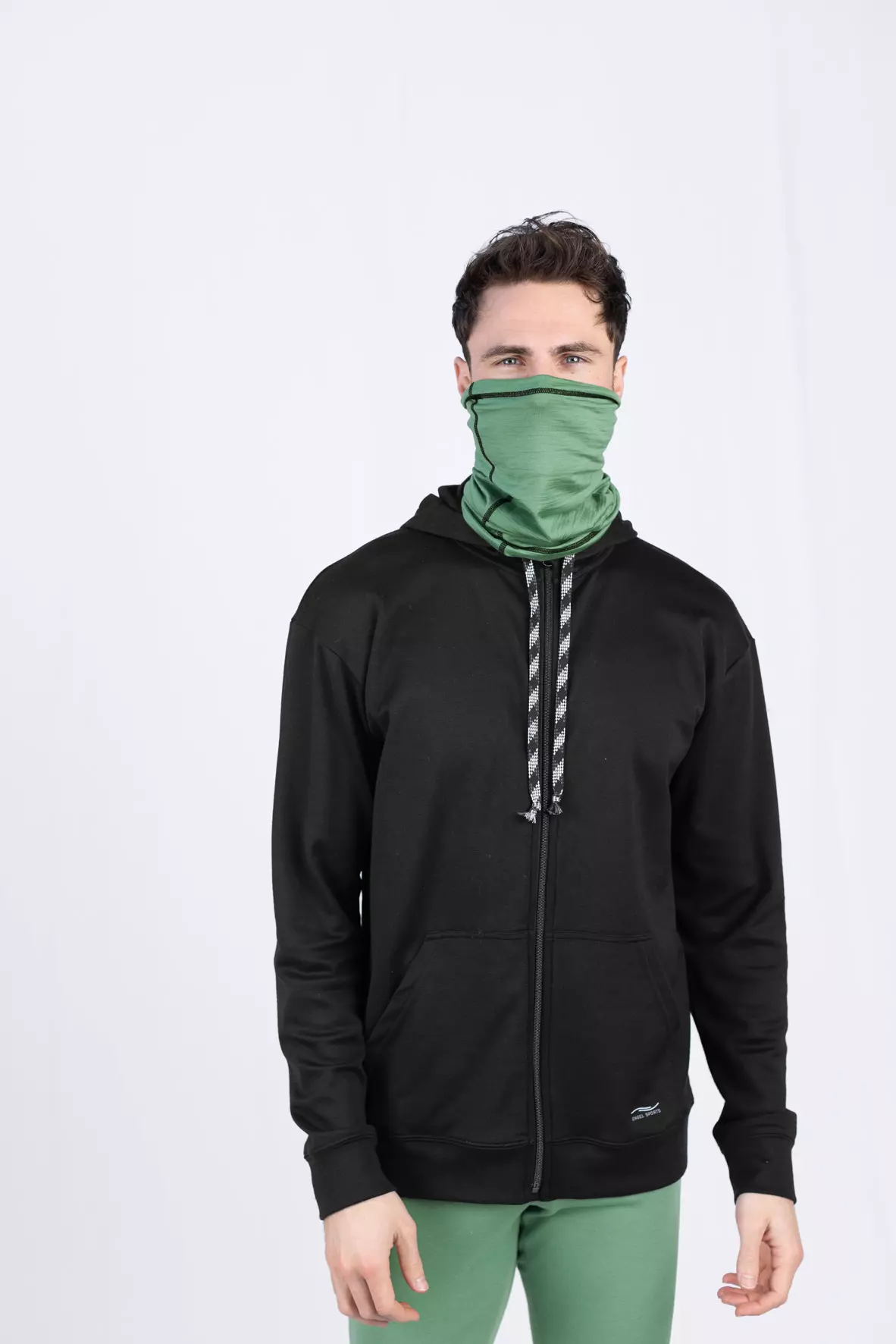 M240206467 black