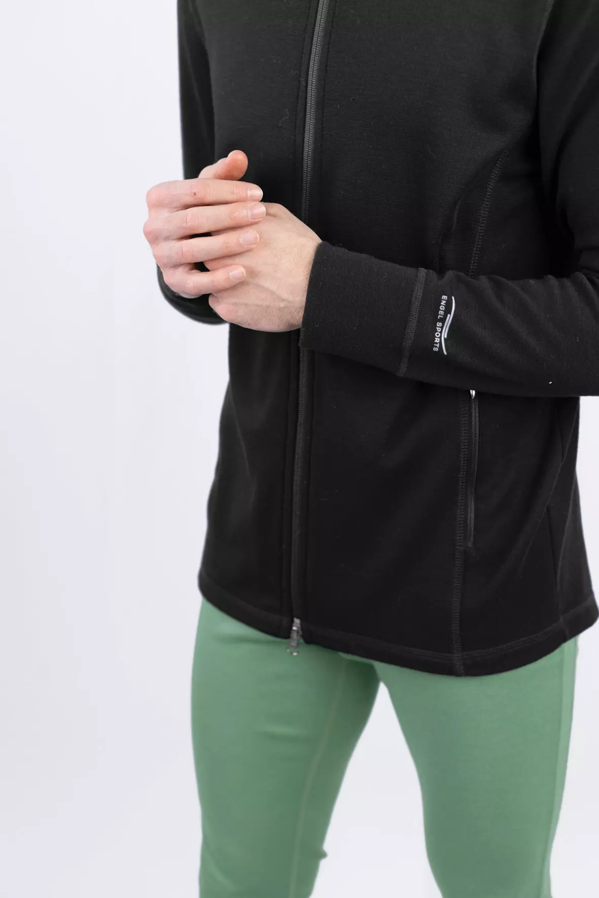 M240206466 black