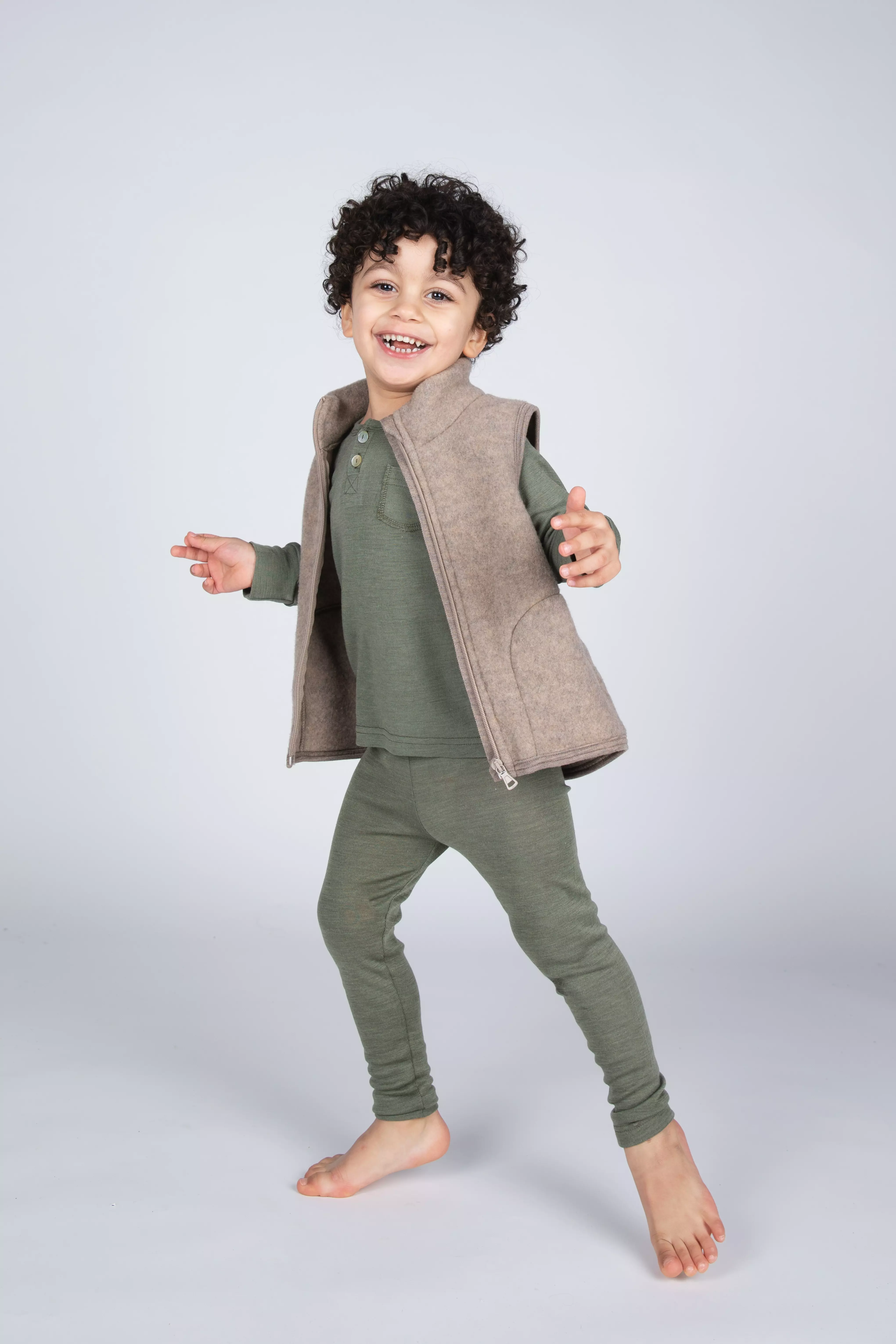 705533 olive