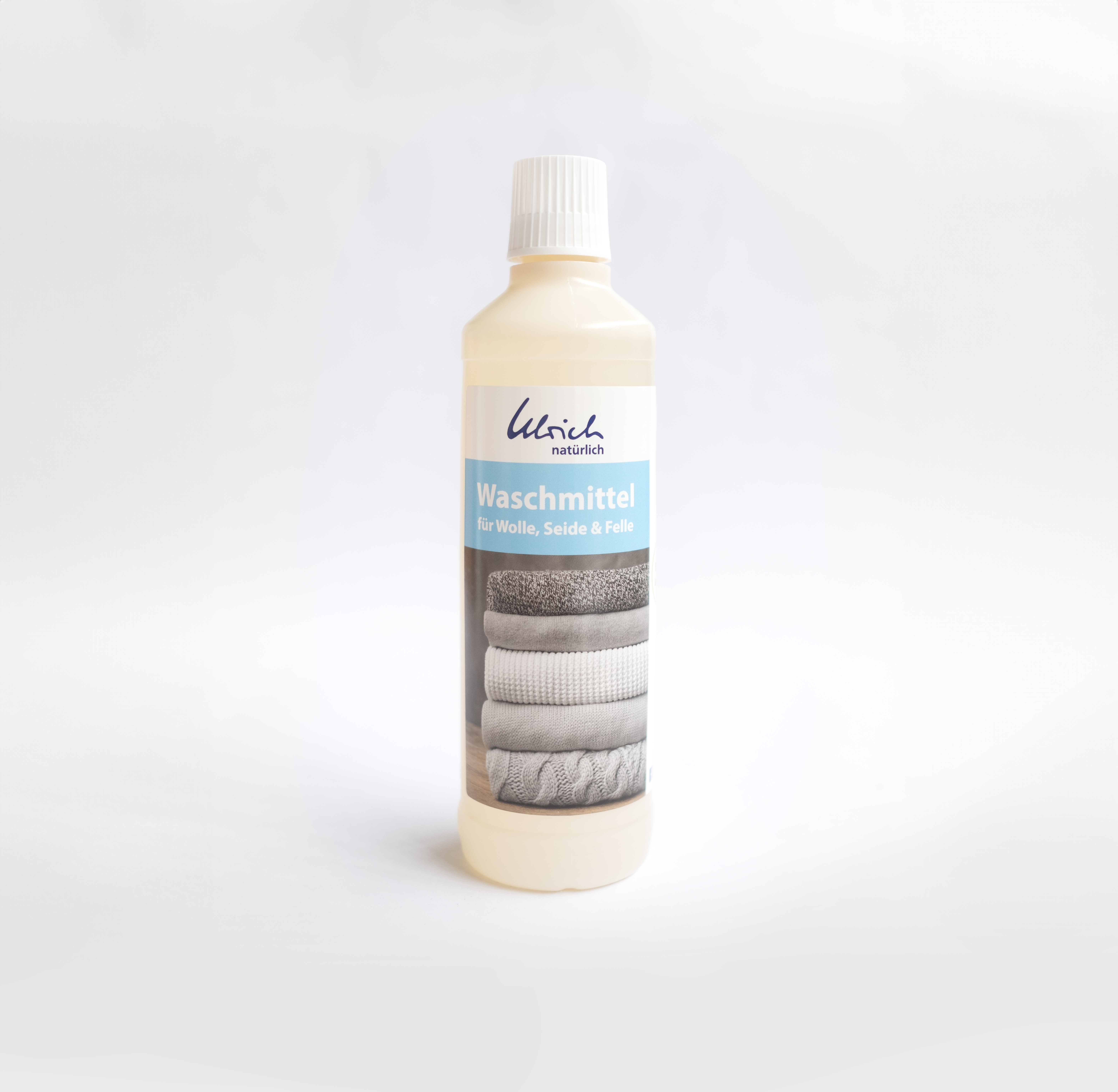 Lanolin Waschmittel, rückfettendes Waschmittel für Wolle und Seide. Auch für Schaffelle geeignet. 0,5l-Flasche