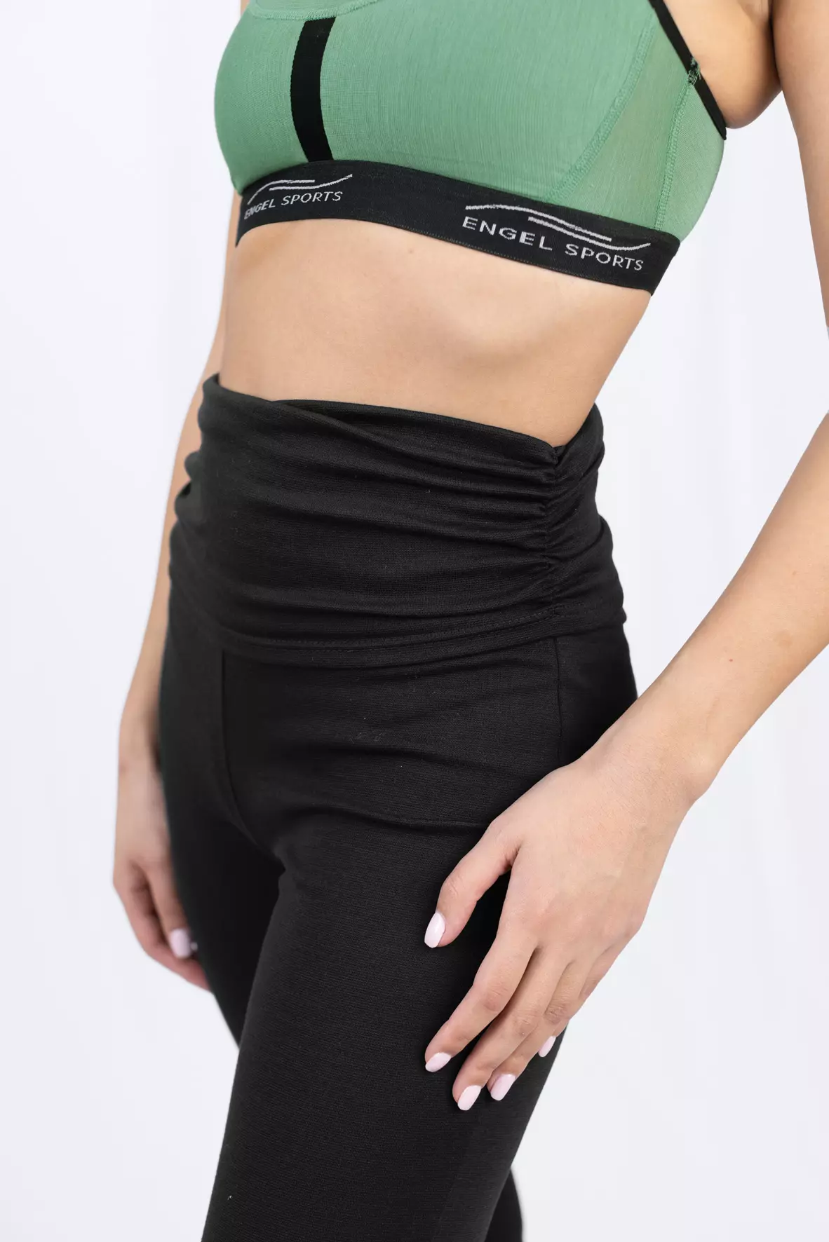 W240205862 black