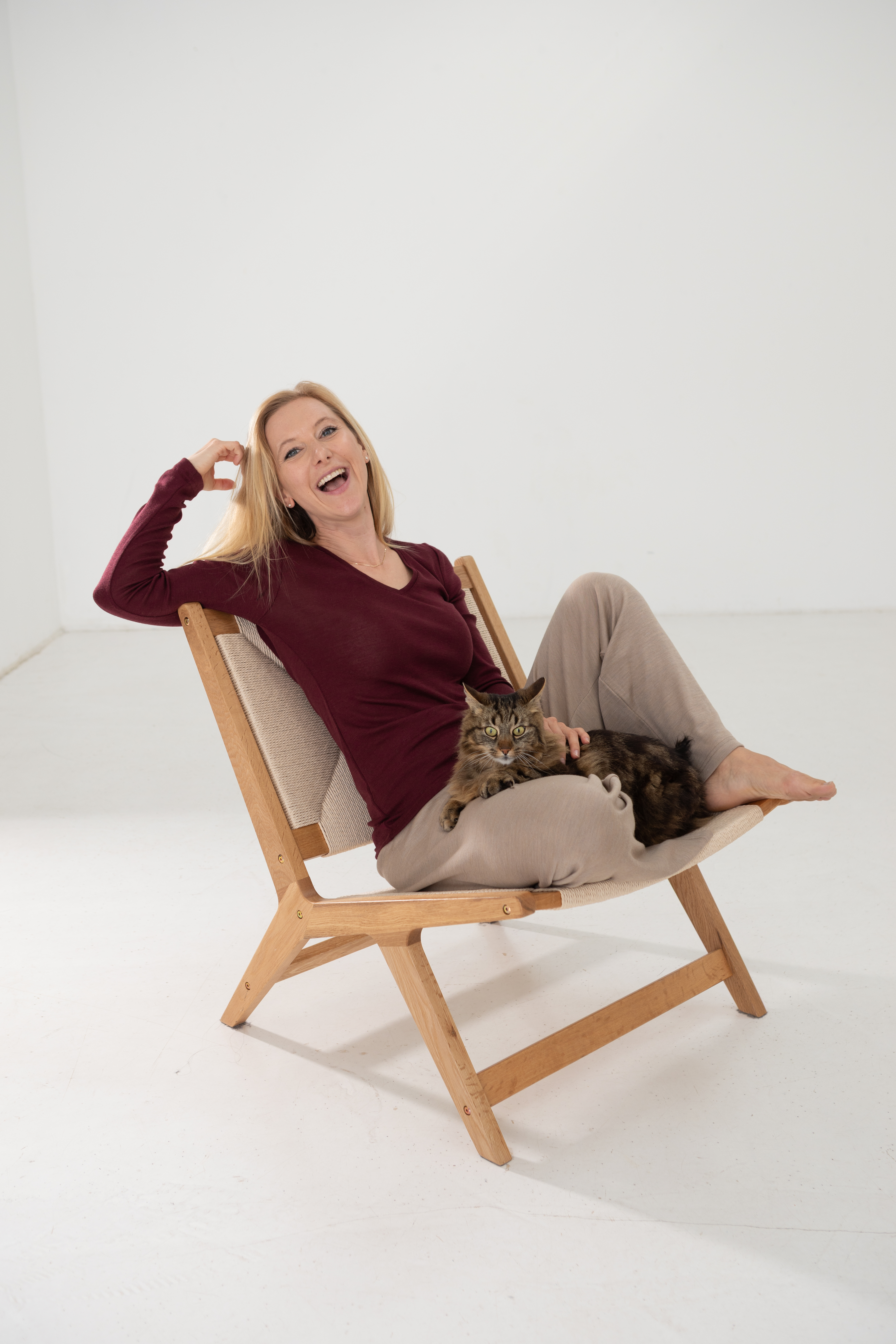 Women's merino wool &amp; silk long sleeve shirt with v-neck, GOTS