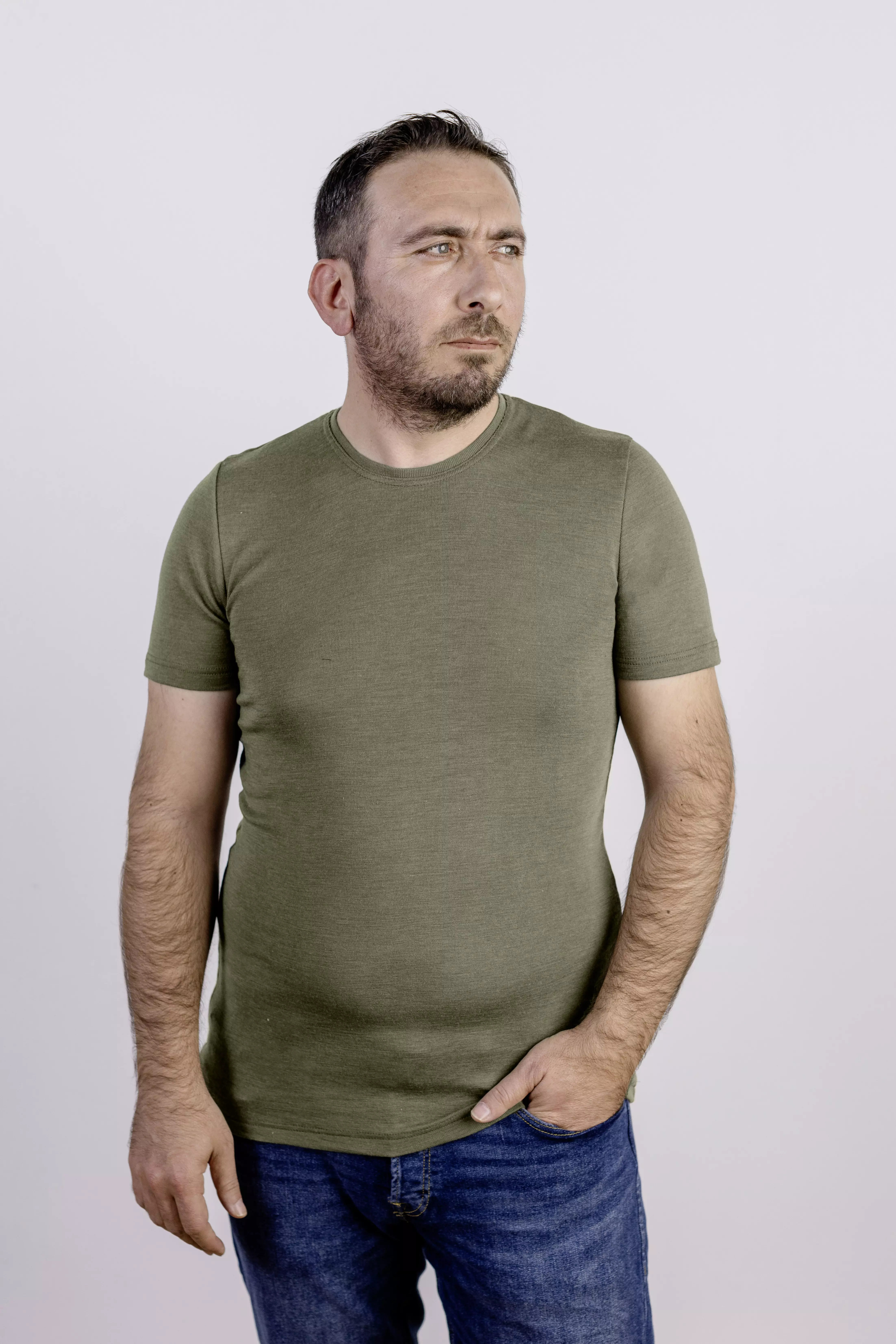 704805 olive